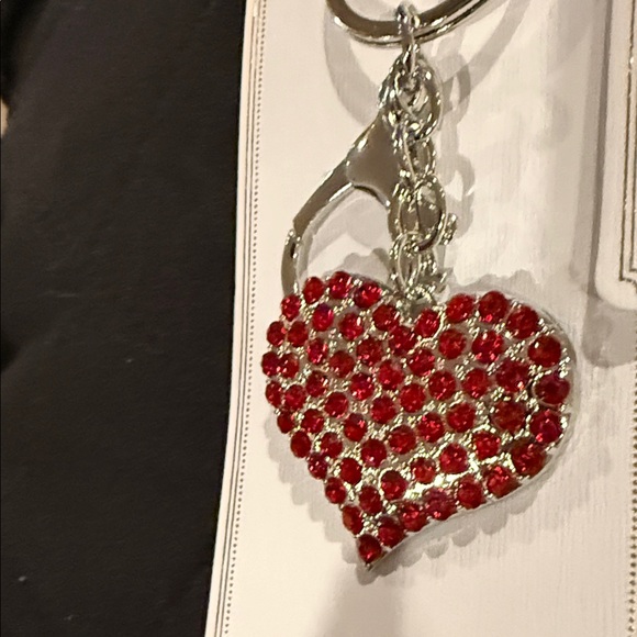 Red Rhinestone Heart Keychain - Picture 3 of 4